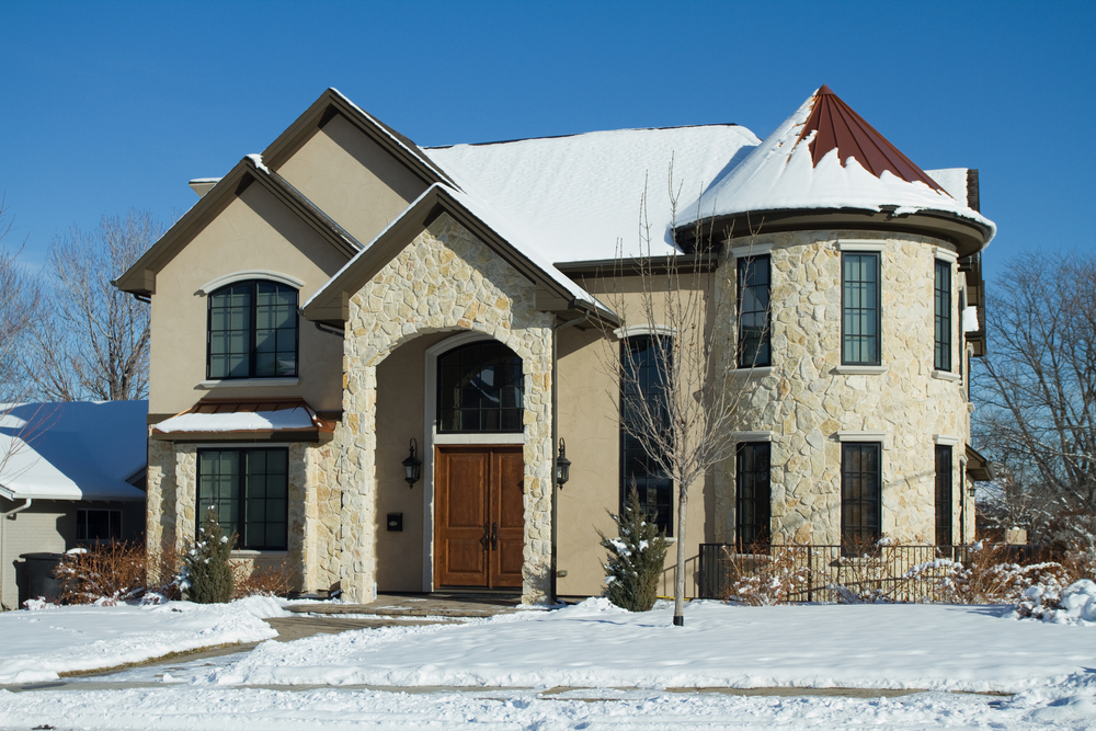 Gutter covers - image of a house needing gutter covers